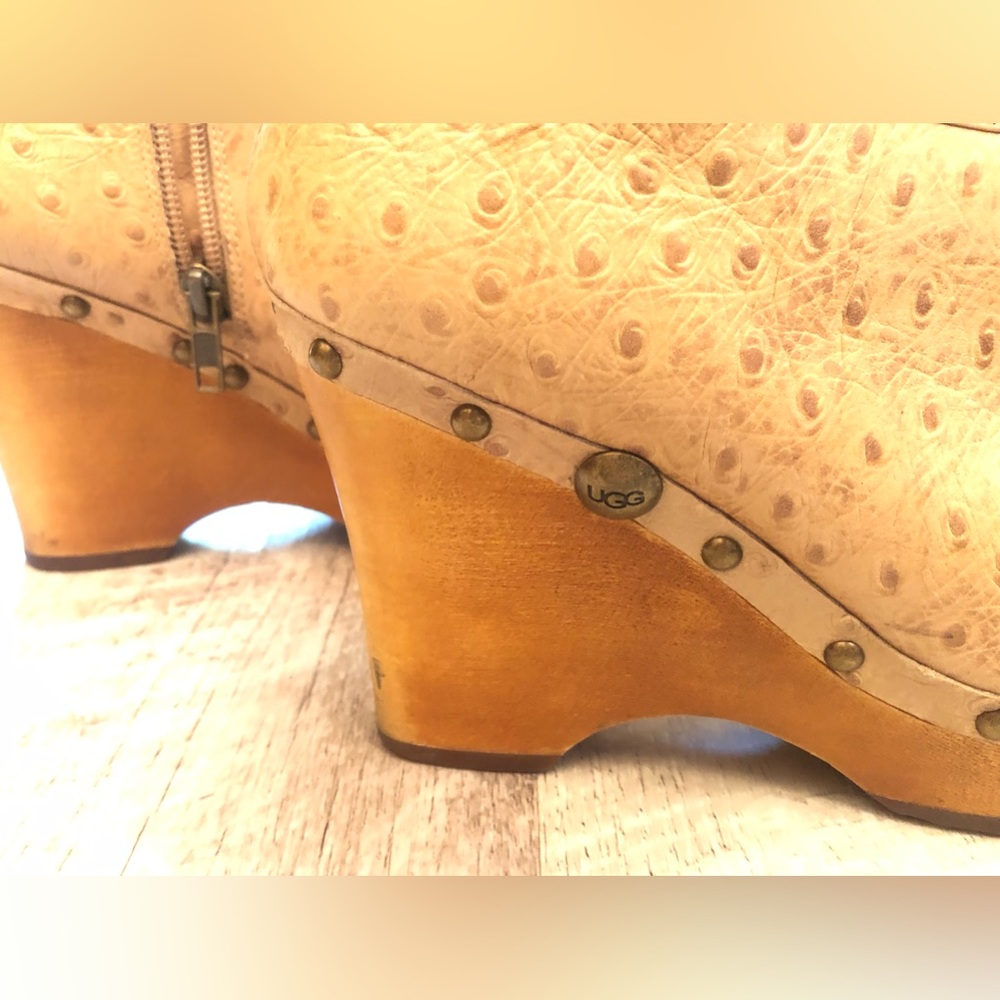 UGG Genuine Ostrich Leather Nude Wedge Heel Bootie Size 7